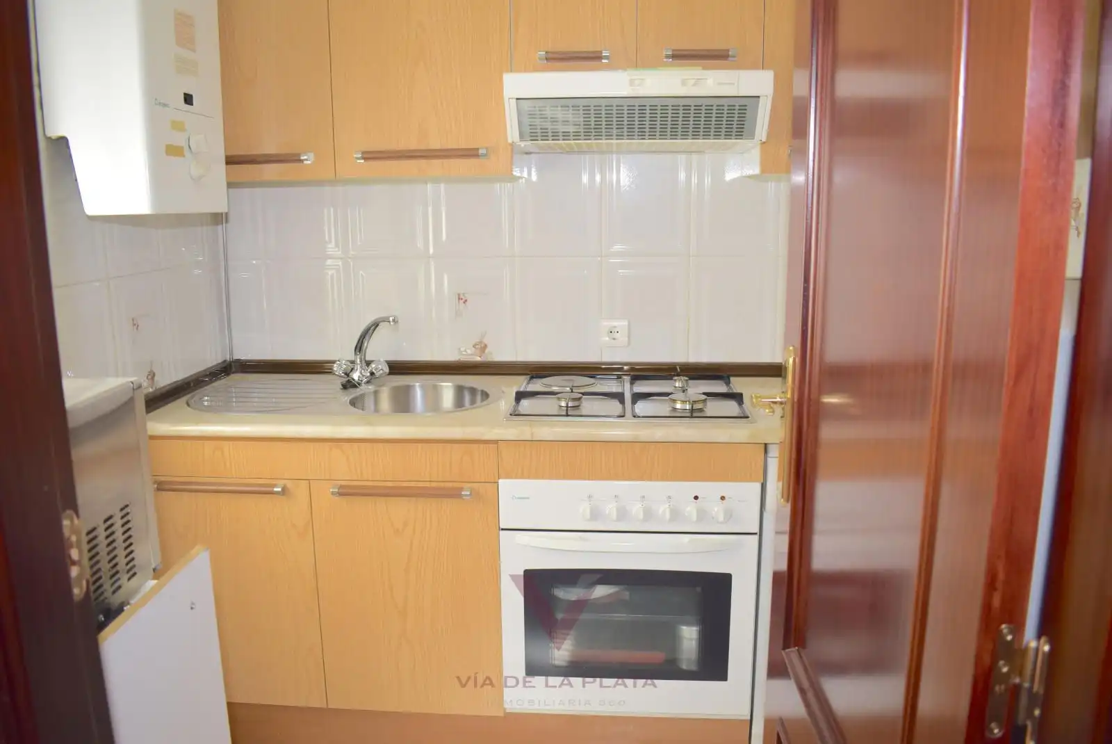 Cuina de Casa adosada en venda en Salamanca amb Calefacció, Moblat i Forn