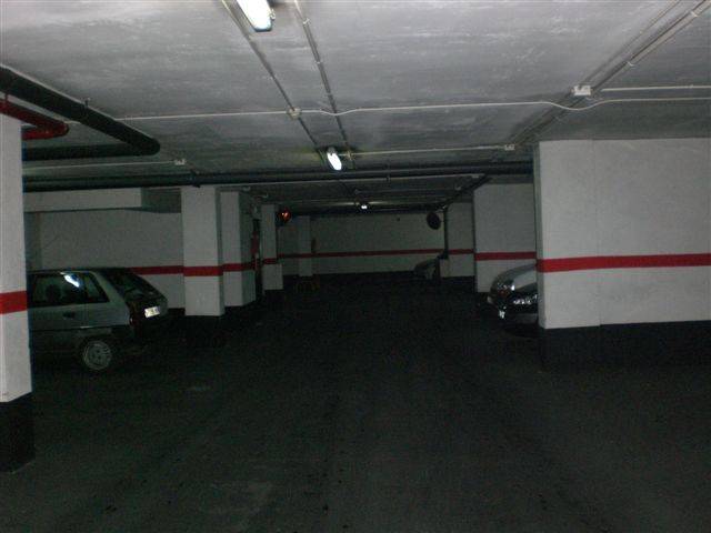 Garaje en Alquiler en  CALLE MORA D'EBRE, 65 en El Coll