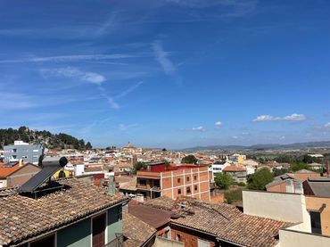Adossat amb balcó en venda a Castelló de Rugat