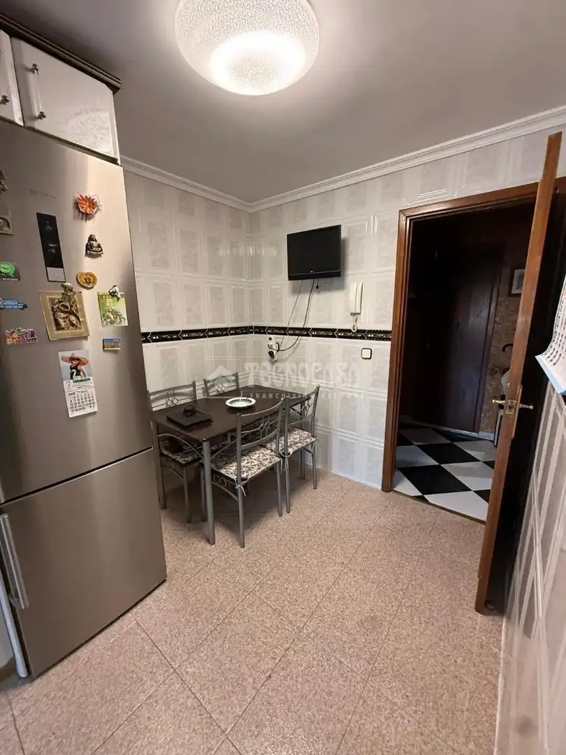 Cuina de Pis en venda en Madrid amb Aire condicionat, Calefacció i Terrassa