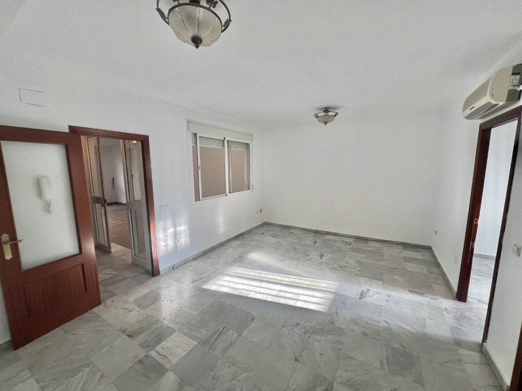 Casa adosada en venda en Dos Hermanas