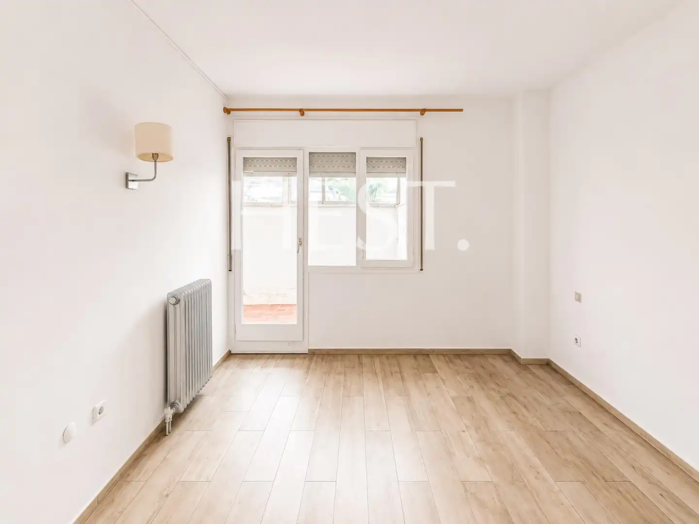 Habitación de Piso en venta en Barcelona con Calefacción, Terraza y Balcón