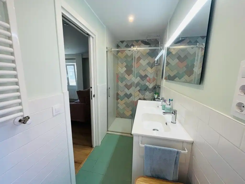 Flat with terrace to rent in Calle TRASMIERA, imagen 33