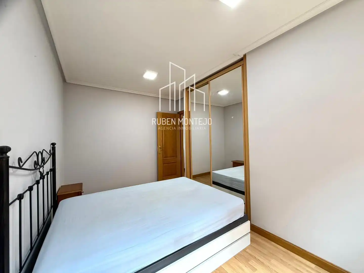 Habitación de Piso en venta en Salamanca con Calefacción, Terraza y Amueblado