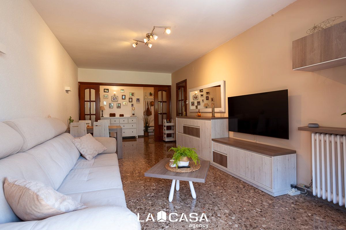 Sala d'estar de Pis en venda en L'Hospitalet de Llobregat