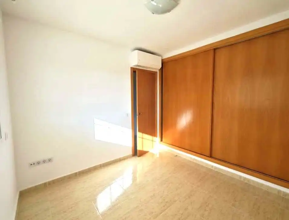Appartamento con piscina in affitto a Avenida Avenida de Escandinavia, imagen 14