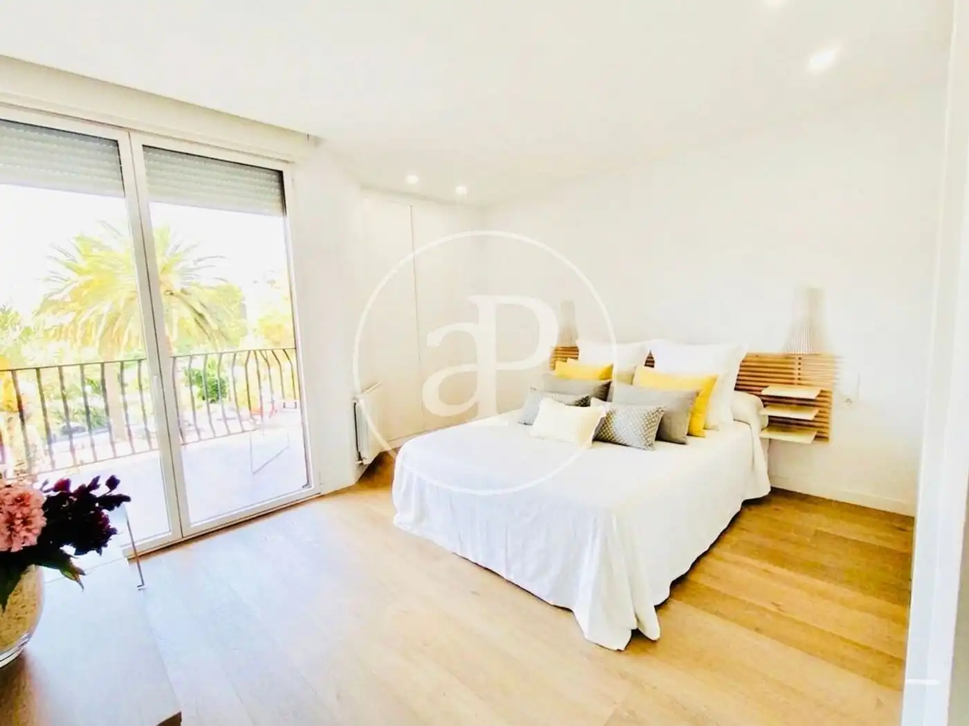 Bedroom of Flat for rent in Valencia  with Heating, Furnished and Balcony