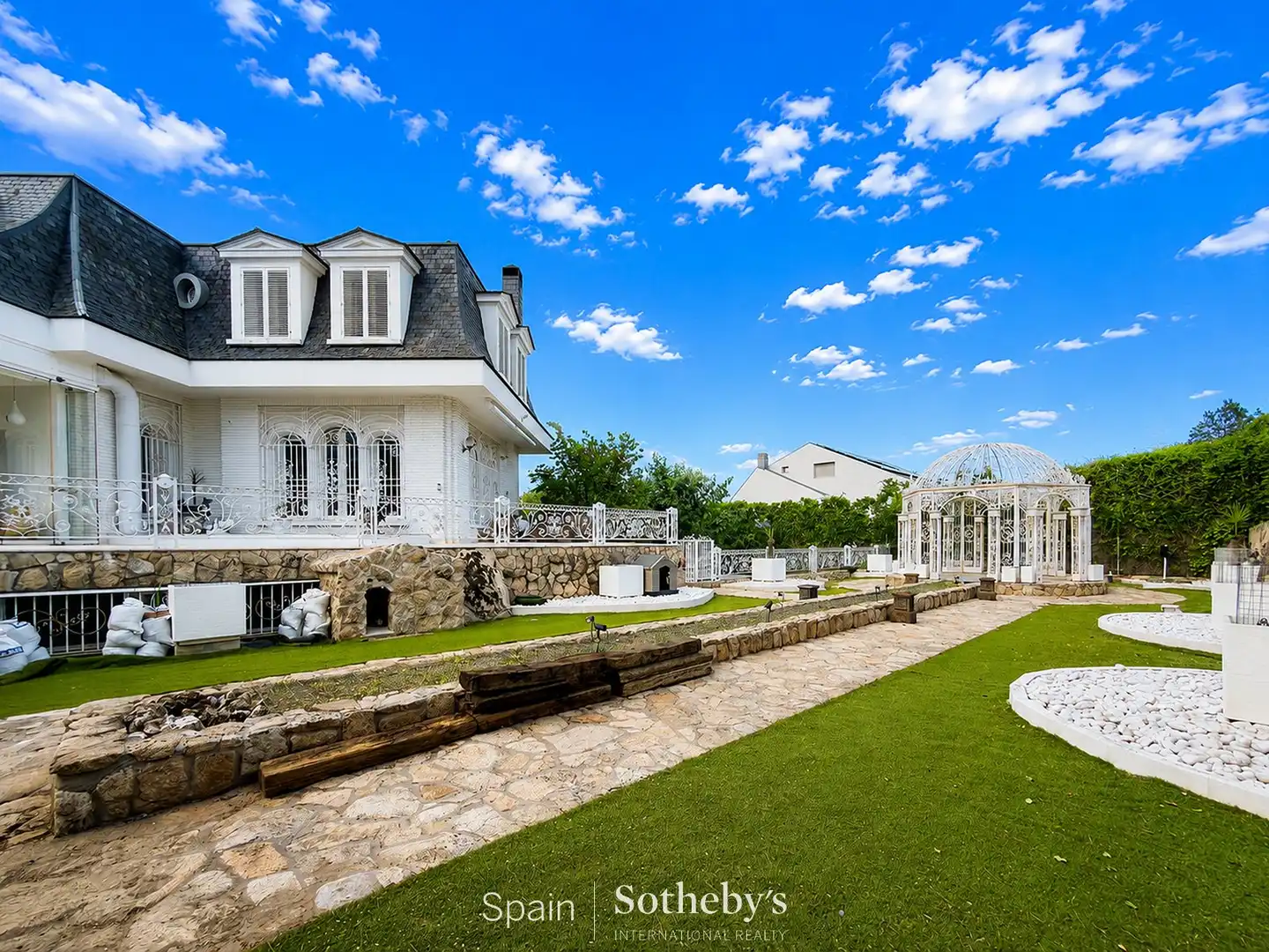 Vista exterior de Casa o chalet en venta en Pozuelo de Alarcón con Aire acondicionado, Jardín privado y Terraza