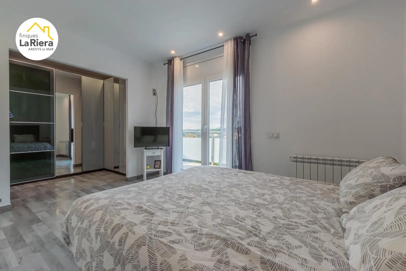 Dormitori de Casa o xalet en venda en Arenys de Mar amb Aire condicionat, Calefacció i Jardí privat