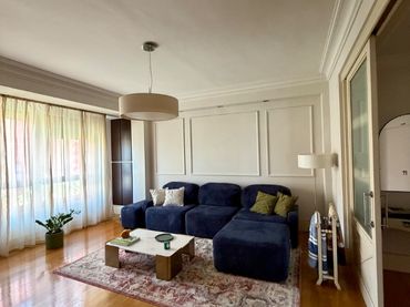 Flat with lift to rent in Luis Briñas 25