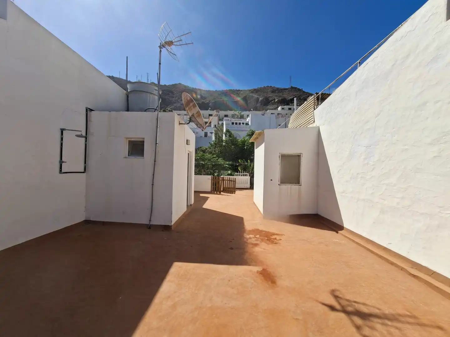 Vista exterior de Casa adosada de alquiler en Mogán con Amueblado