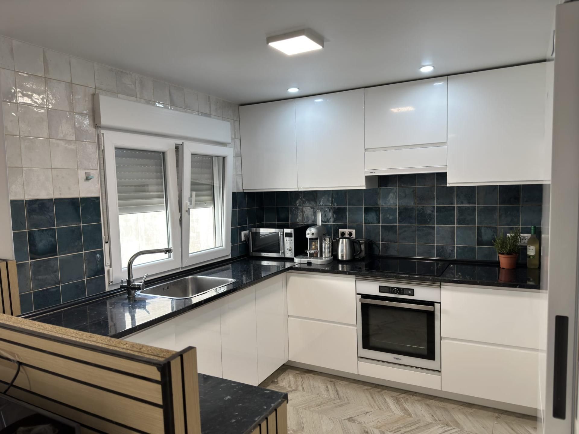 Kitchen of Flat for sale in  Valencia Capital  with Heating and Balcony