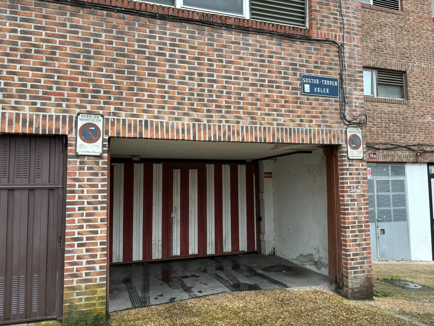Einzelparkplatz zum Verkauf in Sostoatarren, imagen 2
