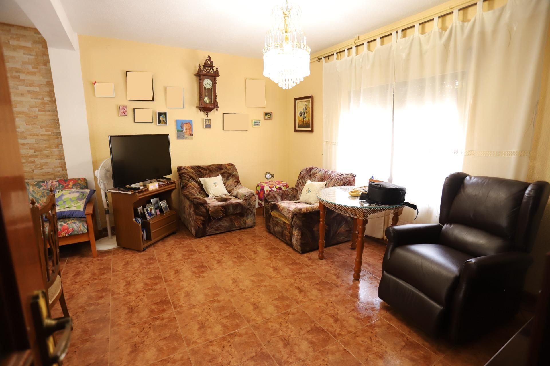 Single-family semi-detached for sale