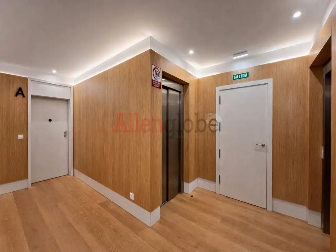 Wohnung zum Verkauf in Oviedo  mit Heizung und Parkett