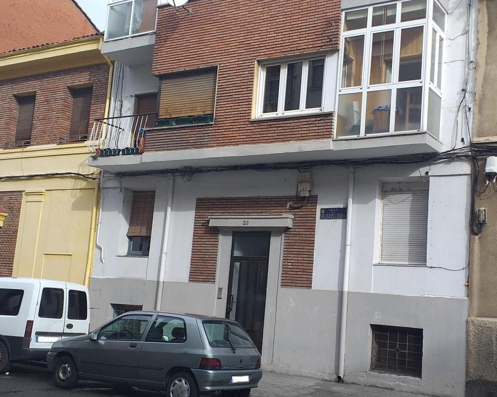 Exterior view of Flat for sale in León Capital 
