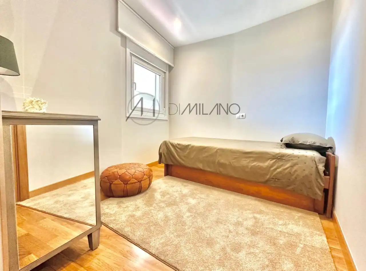 Habitación de Dúplex en venta en Vigo  con Calefacción y Parquet