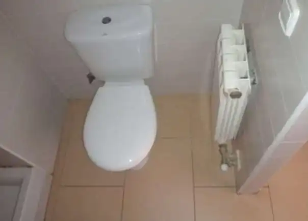 Baño de Piso en venta en Figueres con Calefacción y Terraza