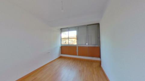 Foto 2 de Pis en venda a C/ Coronel Montesinos, Torrefiel,  Valencia Capital