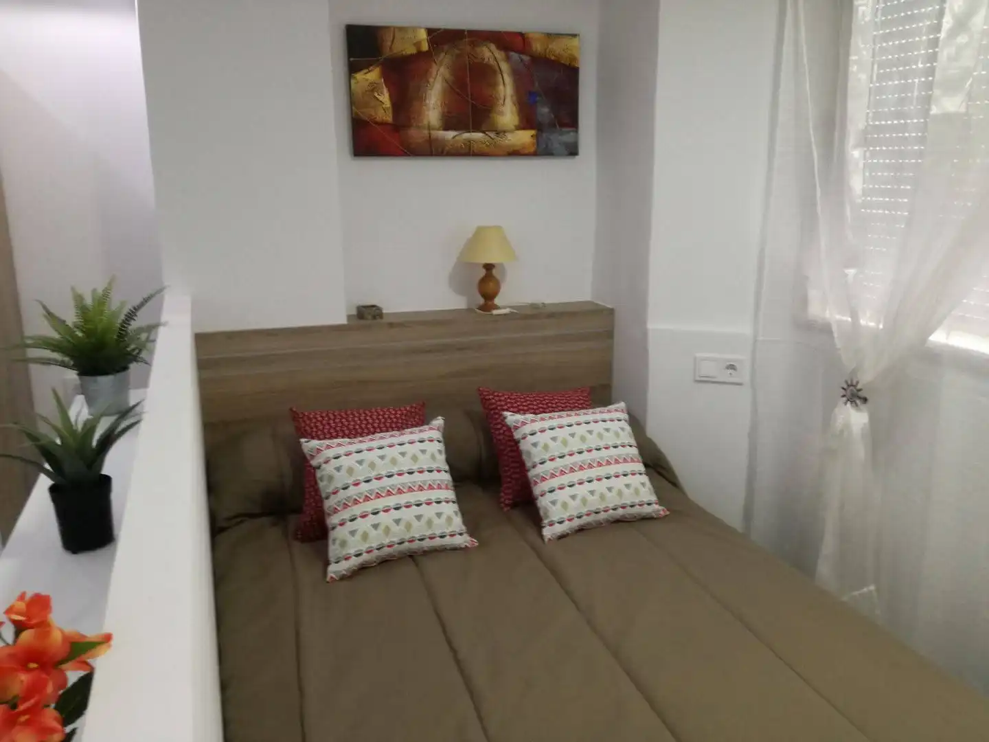 Habitación de Estudio de alquiler en Vélez-Málaga con Amueblado, Lavadora y Microondas