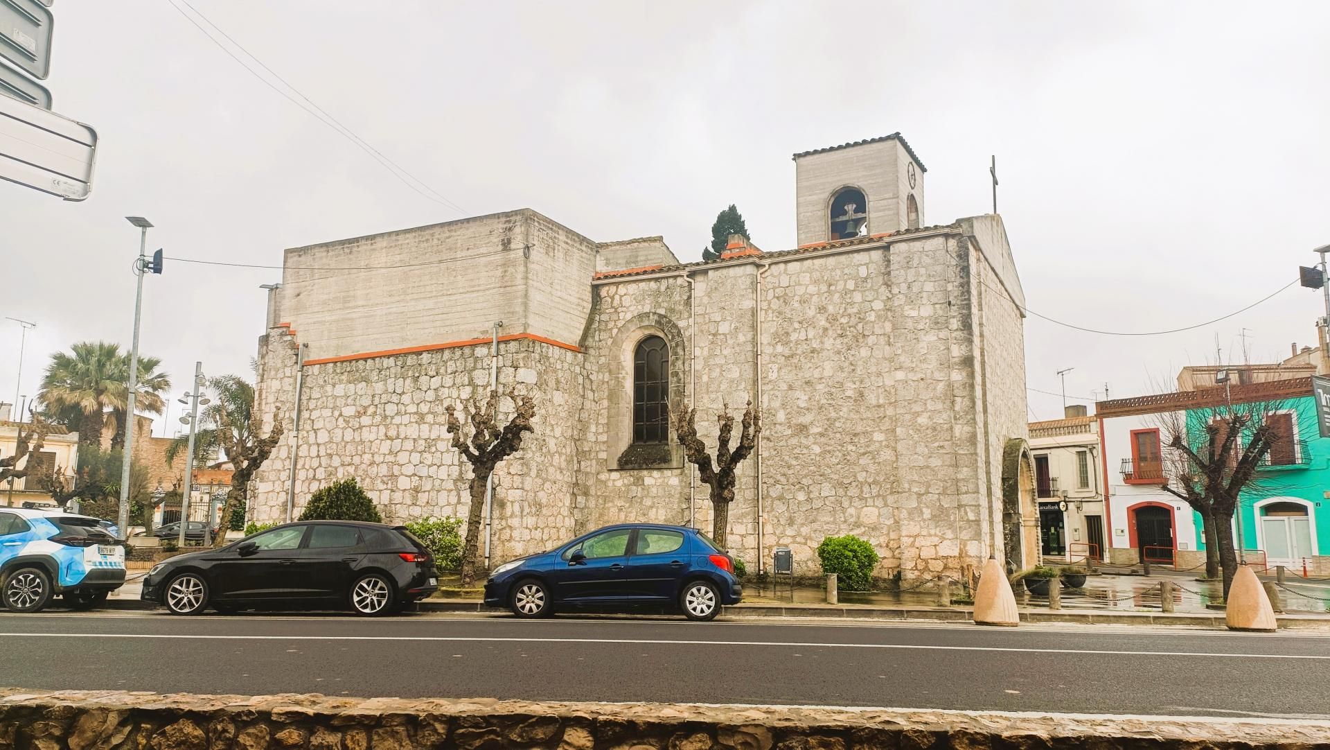 Casa adosada en venda a Avinyonet del Penedès