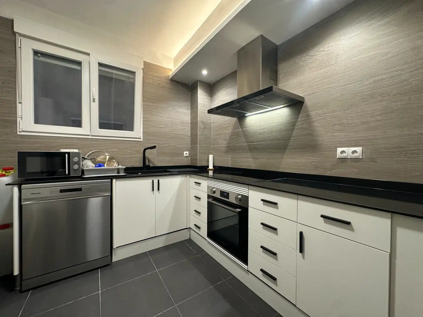 Piso con terraza en venta en Carrer del Treball, imagen 3