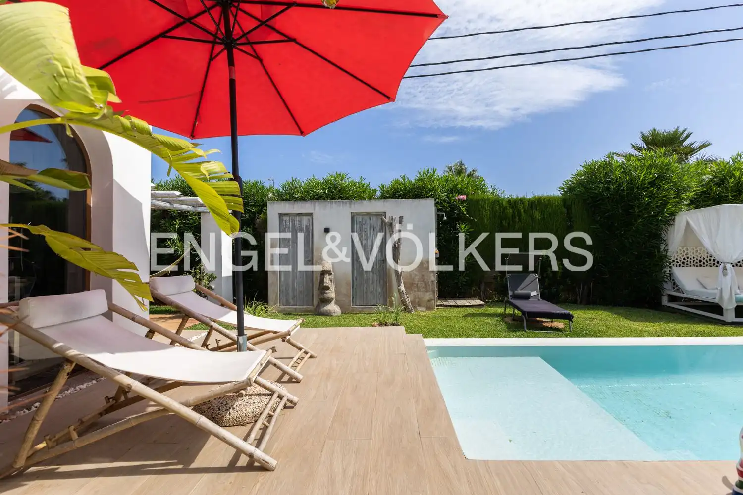 Swimming pool of Houses for sale in Dénia  with Air Conditioner, Heating and Private garden