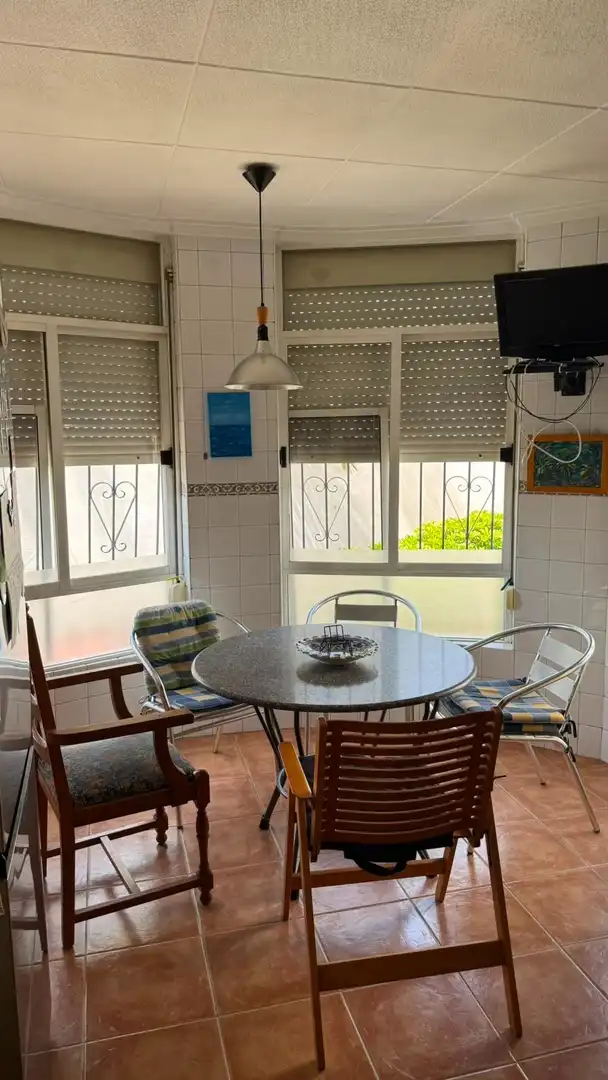 Menjador de Casa adosada en venda en Torrevieja amb Aire condicionat, Calefacció i Terrassa