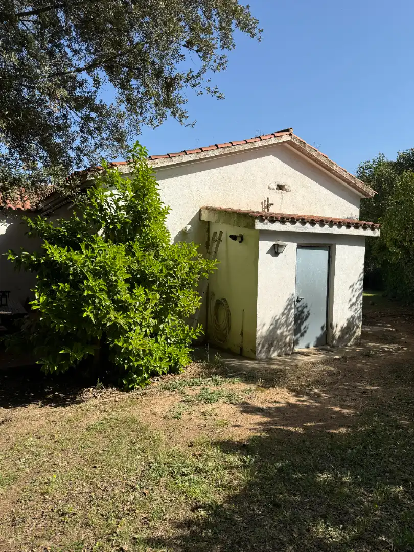 Vista exterior de Casa o xalet en venda en Sant Cugat del Vallès amb Calefacció, Jardí privat i Terrassa