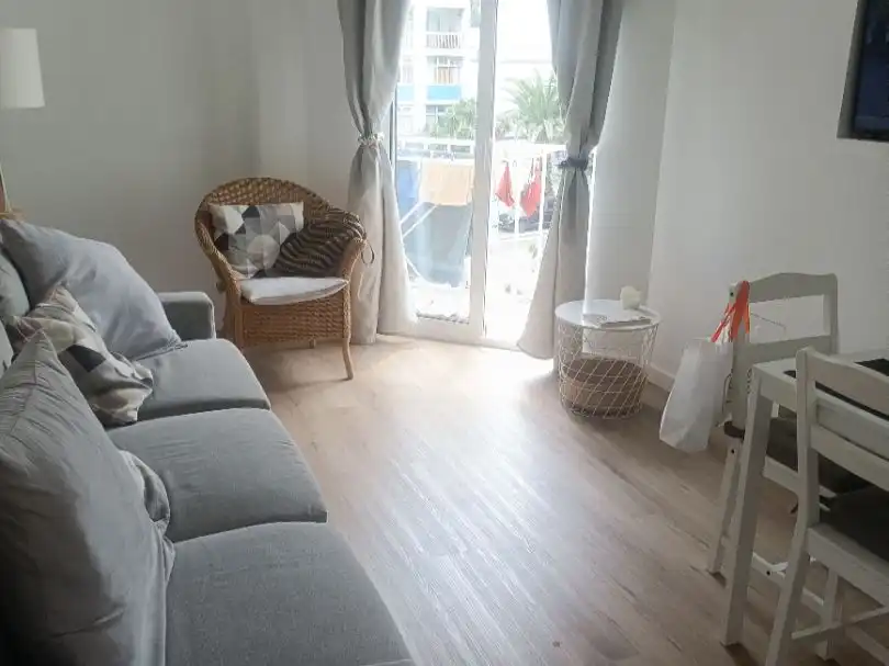 Wohnzimmer von Wohnung zur Miete in Las Palmas de Gran Canaria mit Möbliert, Waschmaschine und Mikrowelle