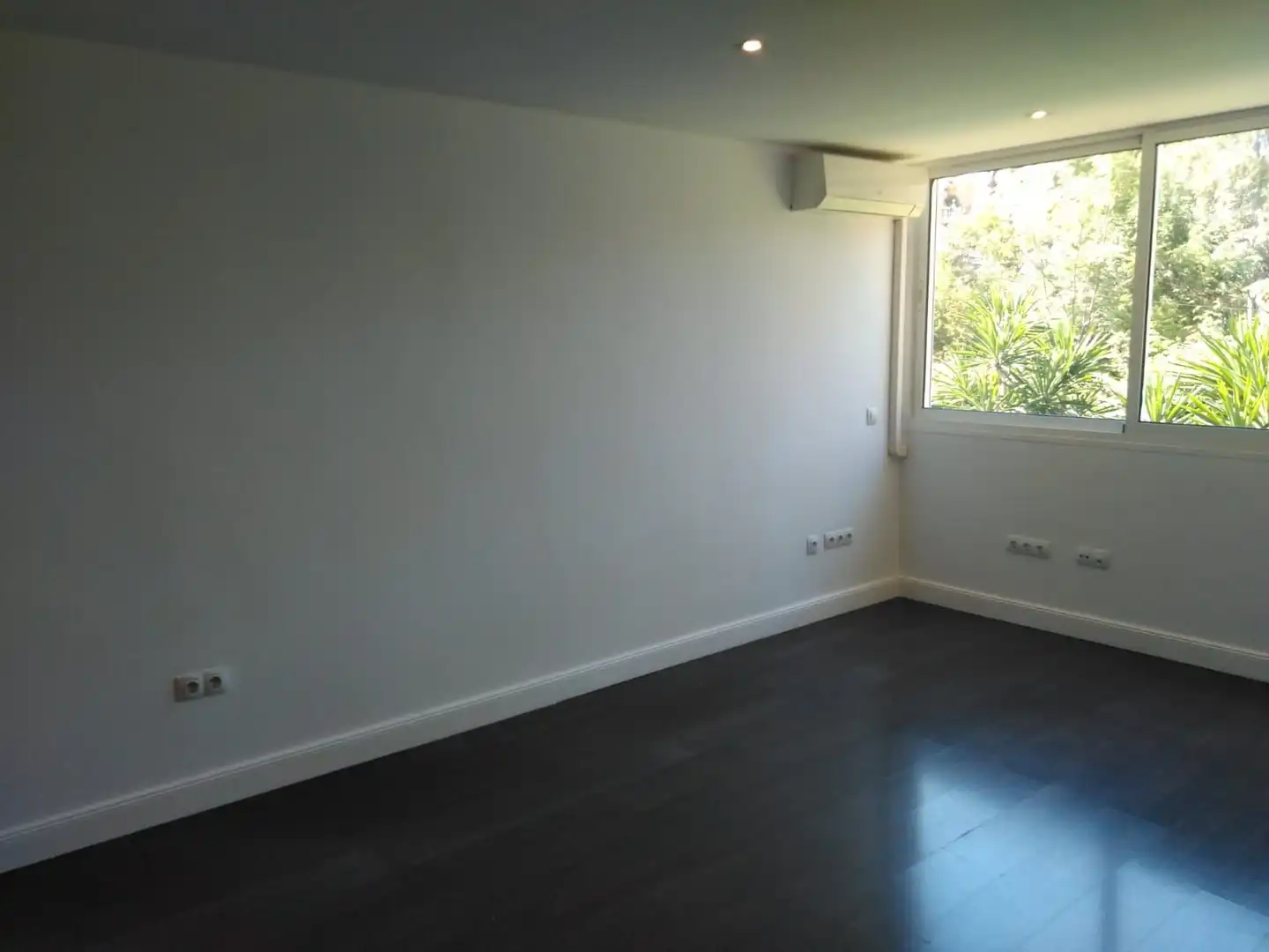 Bedroom of Flat for rent in Málaga  with Air Conditioner