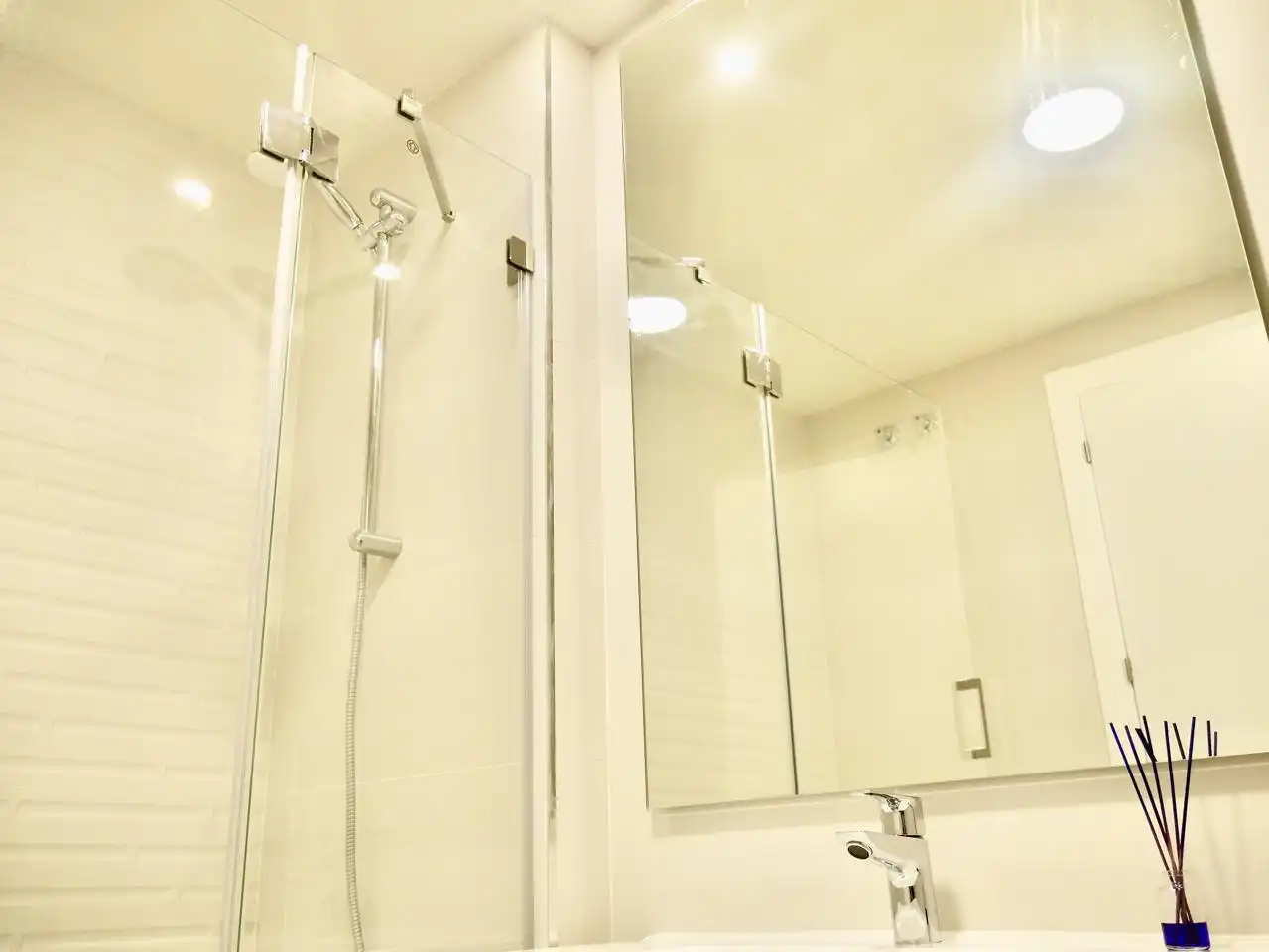 Flat for rent in Ángel Ojeda Avilés, Entrenúcleos