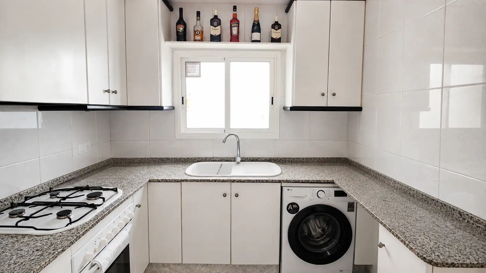 Cuina de Pis en venda en Barcelona amb Aire condicionat, Forn i Balcó