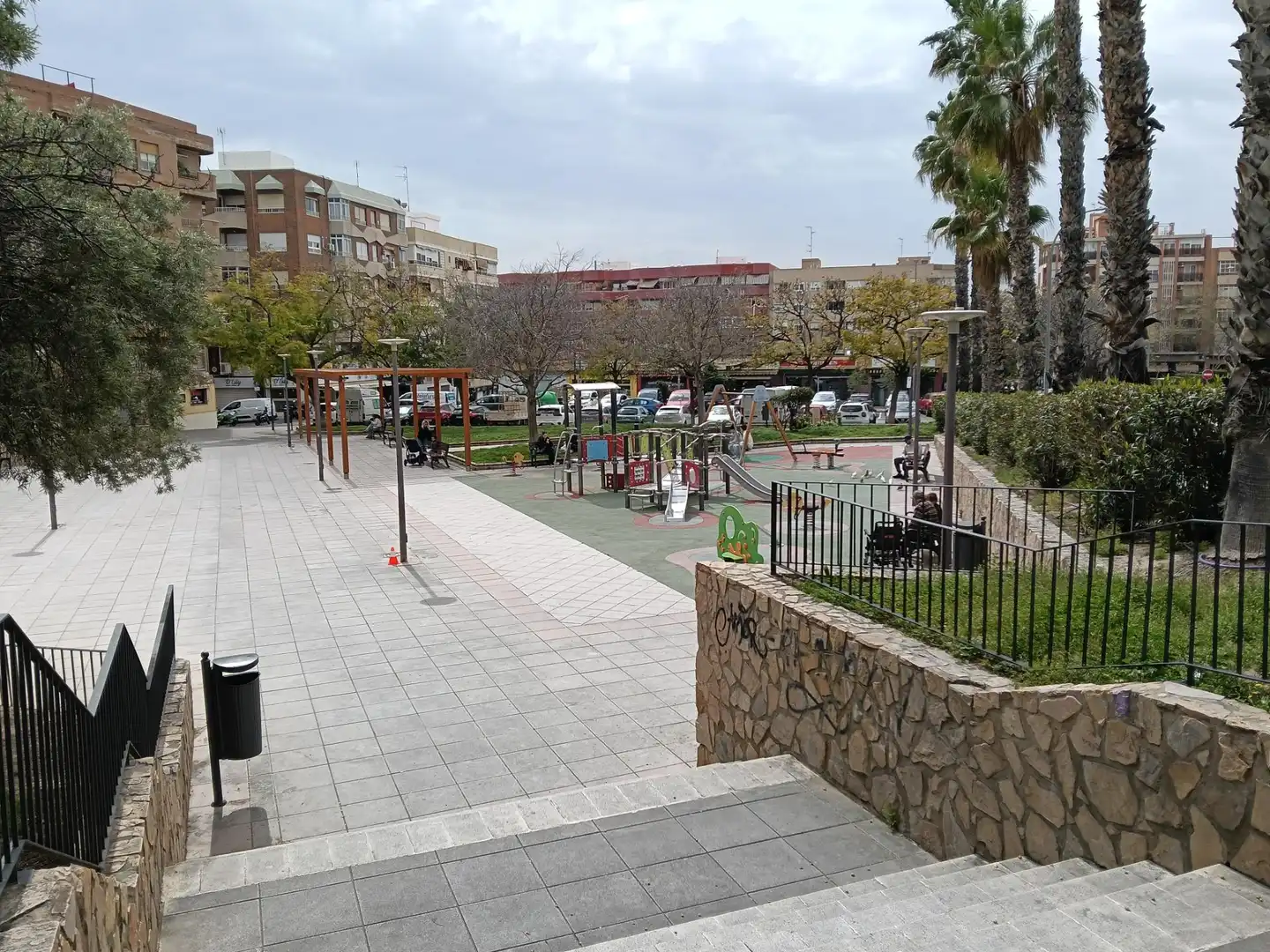 Vista exterior de Pis en venda en Alicante / Alacant amb Aire condicionat, Terrassa i Moblat