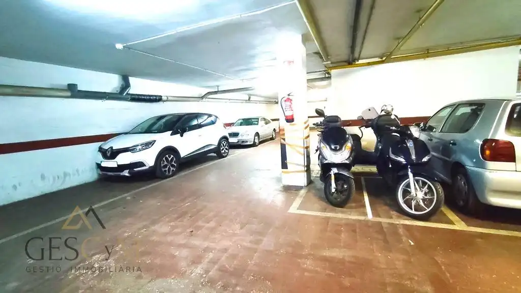 Einzelparkplatz zum Verkauf in El Centre