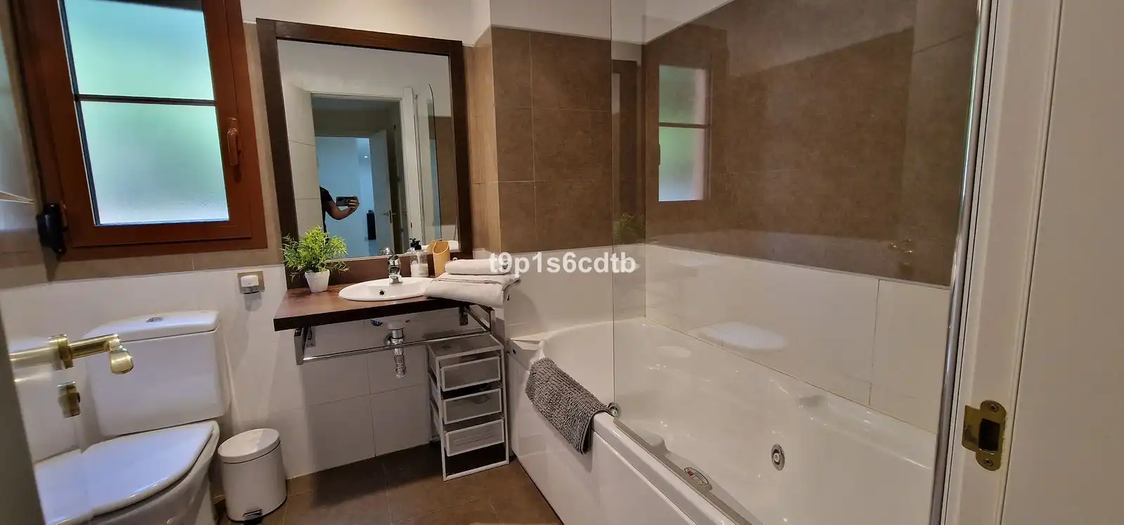 Bathroom of Apartments for sale in La Alquería