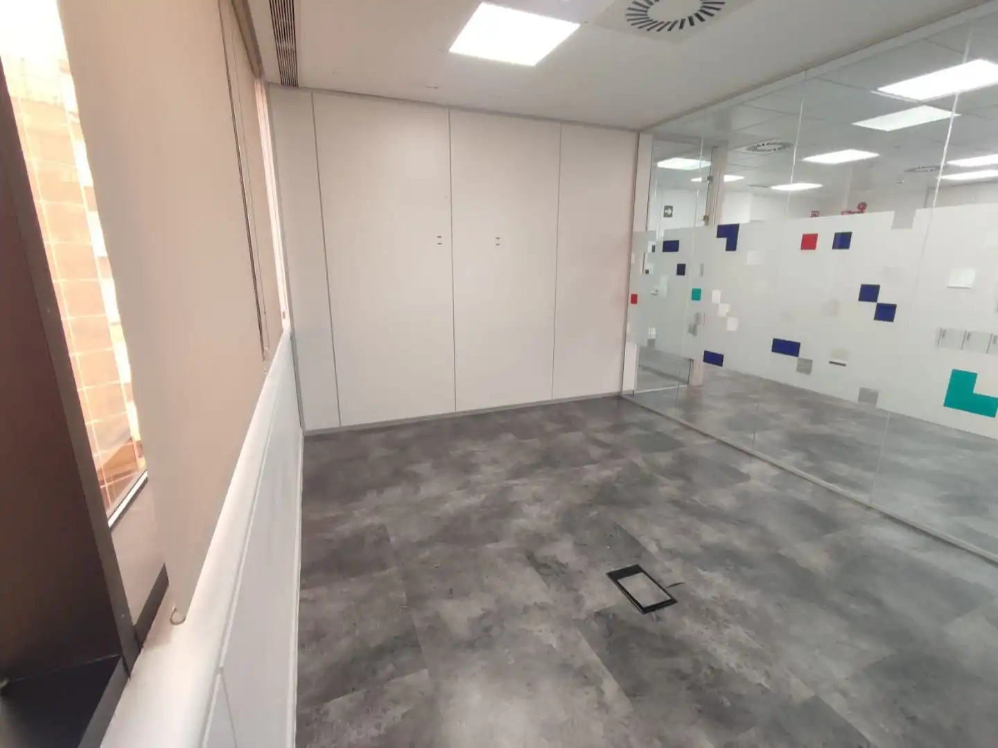 Office space with lift to rent in Paseo de l'Albereda 35, imagen 3
