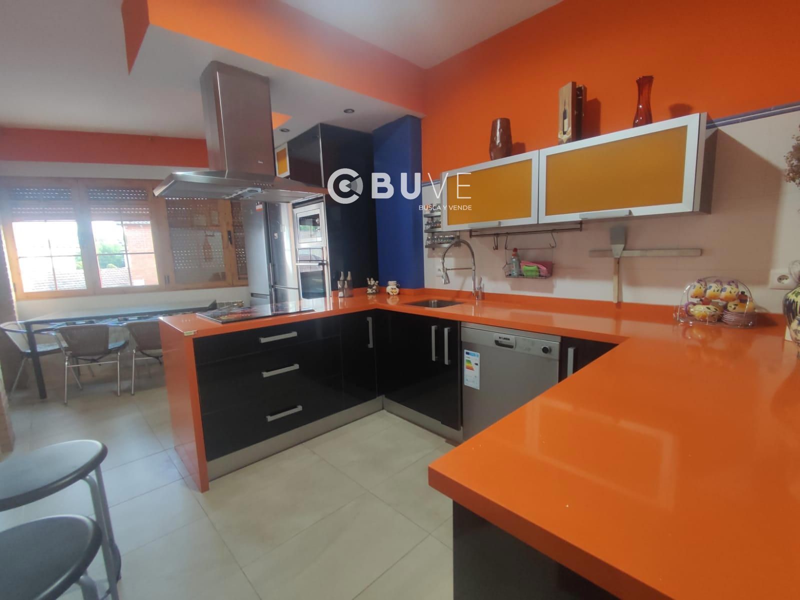 Kitchen of House or chalet for sale in El Robledo    with Air Conditioner, Heating and Terrace