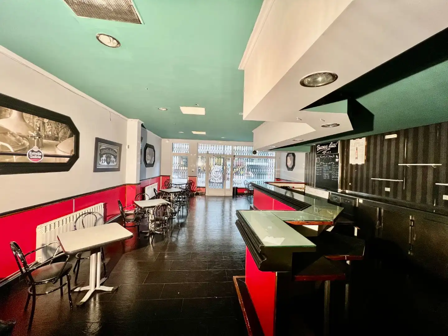 Local comercial en alquiler en Avenida Santiago 12, imagen 2