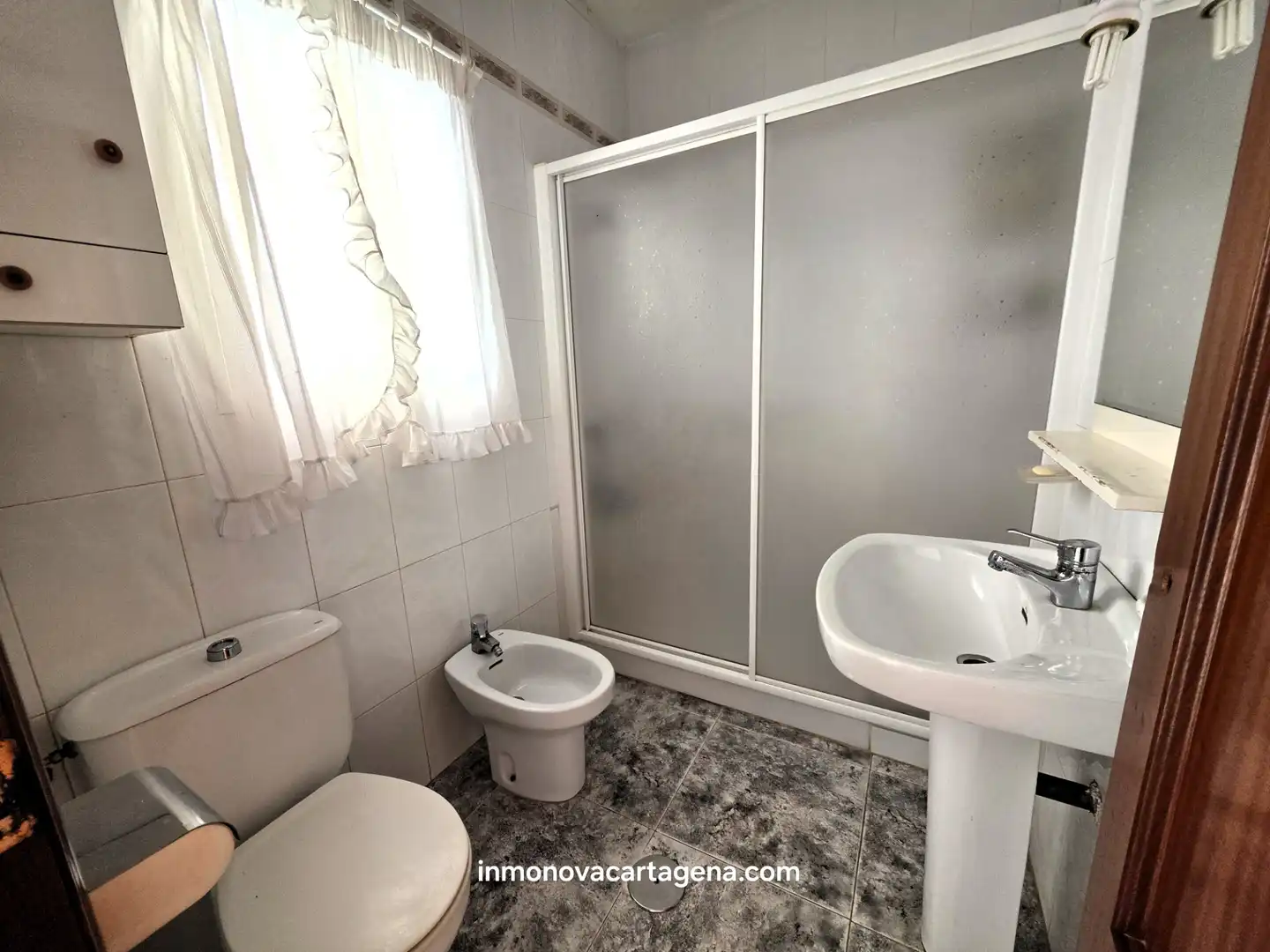 Bany de Casa o xalet en venda en Cartagena amb Terrassa i Balcó