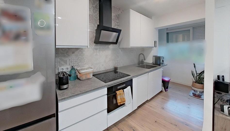 Foto 1 de Piso en venta en Casablanca, Barcelona