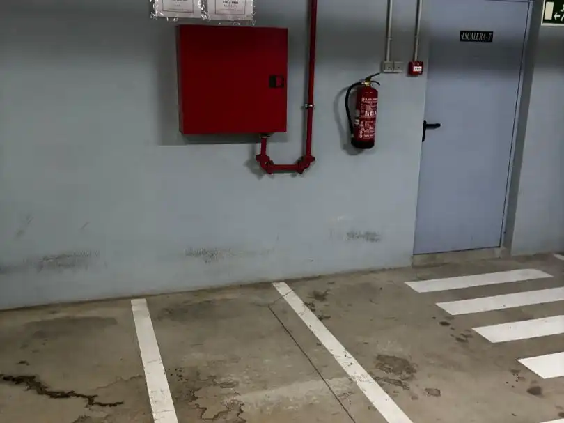 Aparcament de Garatge de lloguer en Barcelona amb Alarma