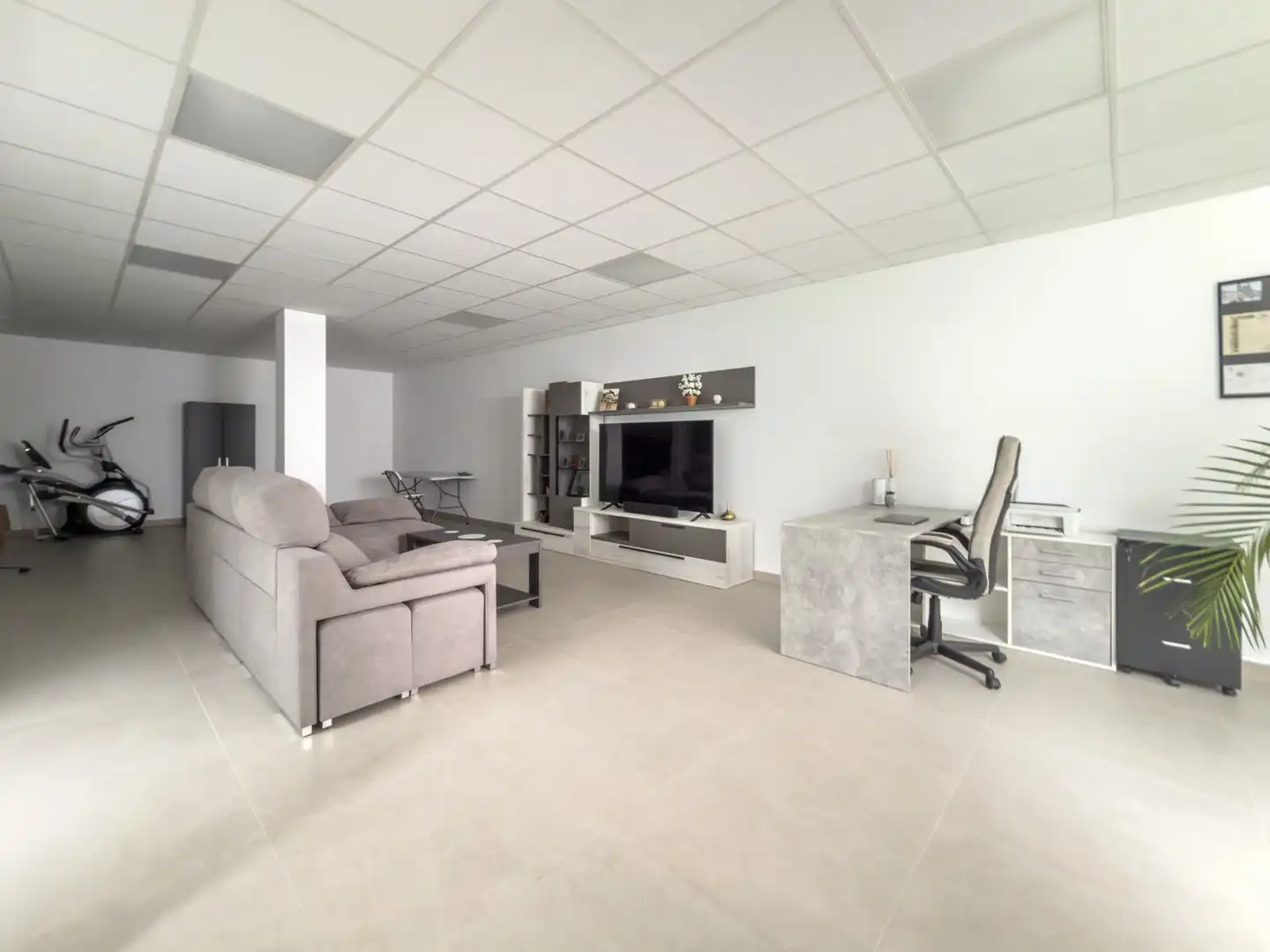 Chalet con piscina en venta en Carrer de Xile, imagen 14