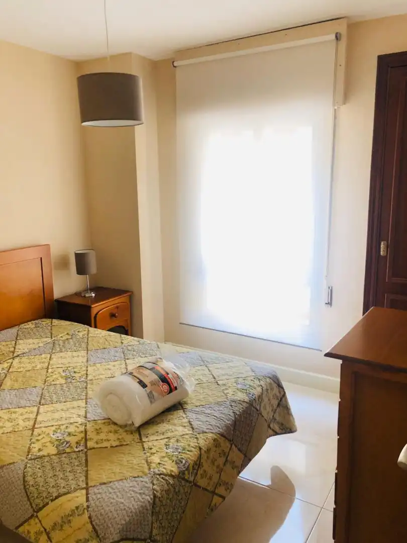 Habitación de Apartamento de alquiler en Badajoz con Aire acondicionado y Amueblado