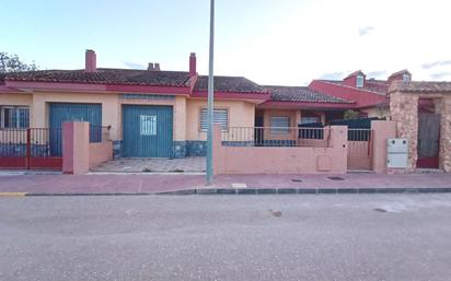 Exterior view of House or chalet for sale in Torre-Pacheco  with Private garden and Storage room