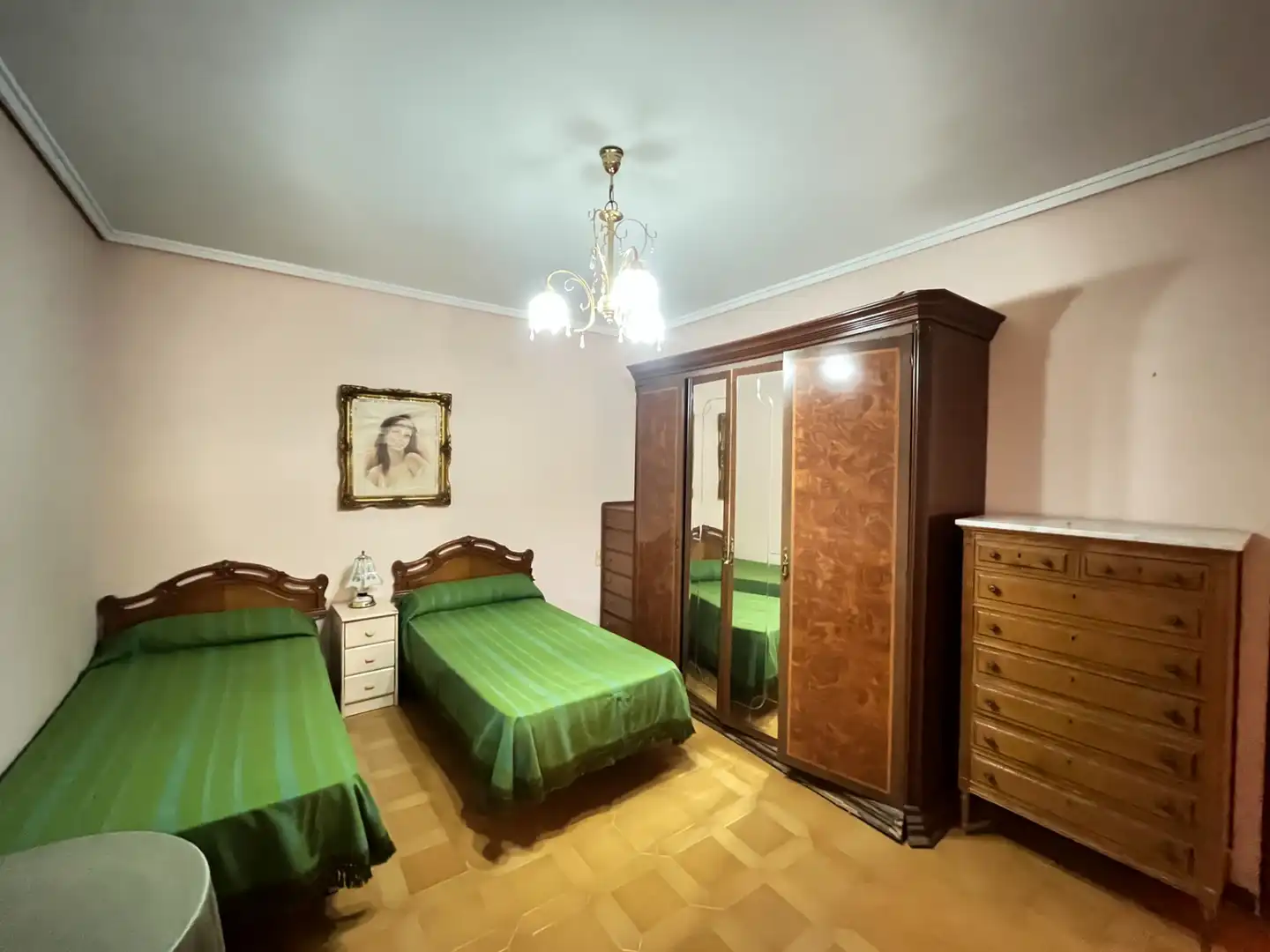 Habitación de Casa o chalet en venta en Sagunto / Sagunt con Jardín privado, Terraza y Trastero