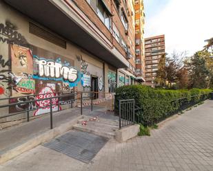 Exterior view of Premises for sale in  Madrid Capital