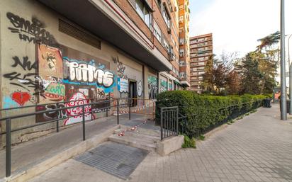 Exterior view of Premises for sale in  Madrid Capital