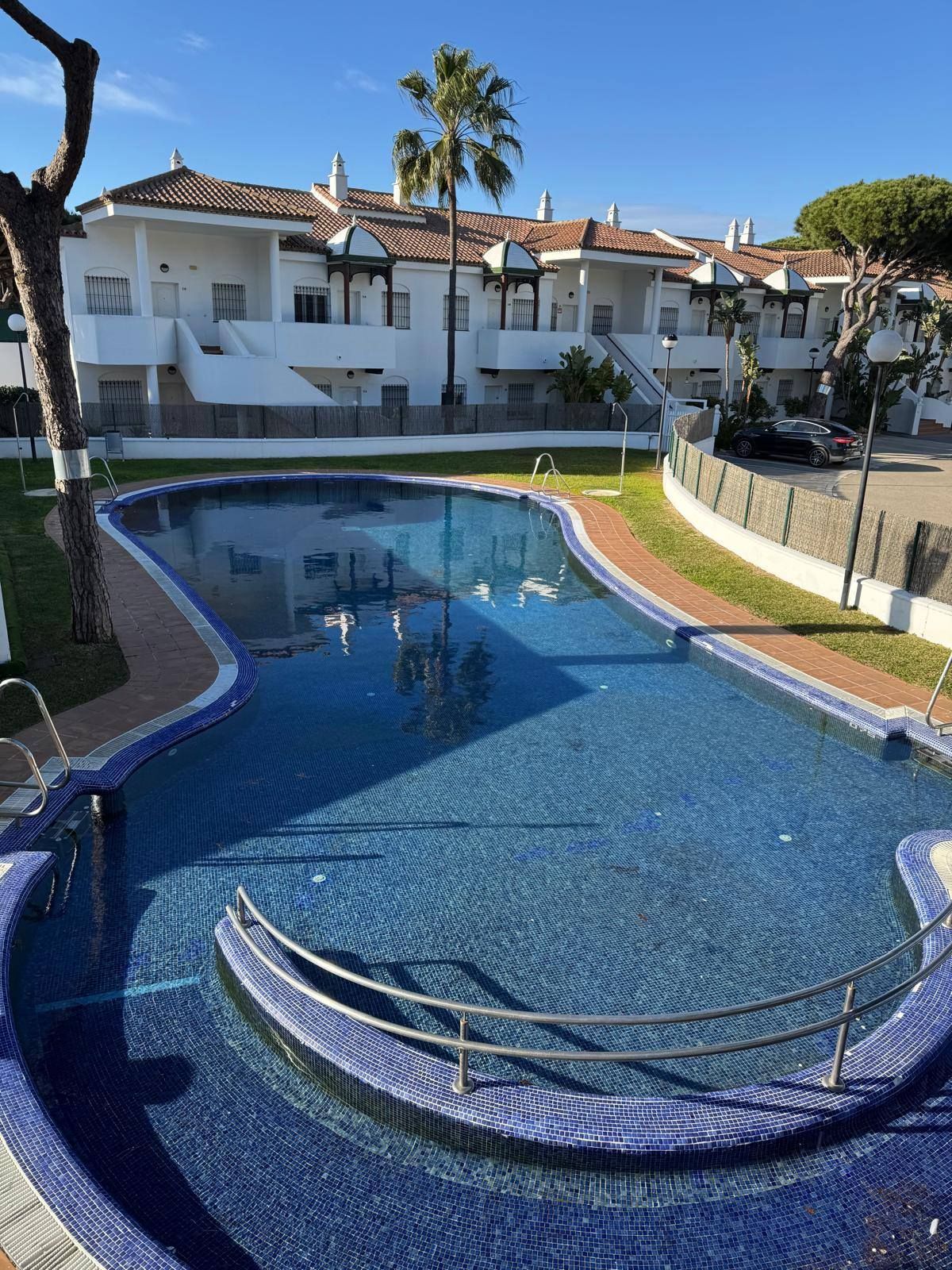Piscina de Apartament en venda en Chiclana de la Frontera amb Aire condicionat, Calefacció i Terrassa