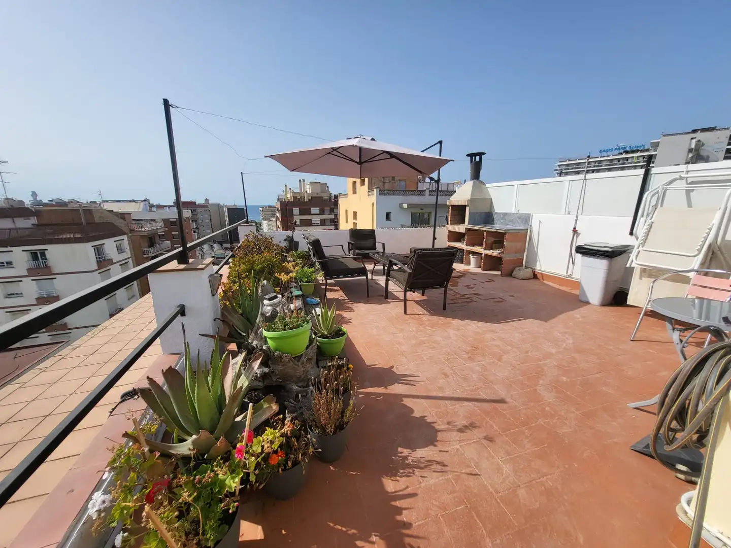 Terraza de Ático en venta en Calella con Aire acondicionado, Calefacción y Terraza